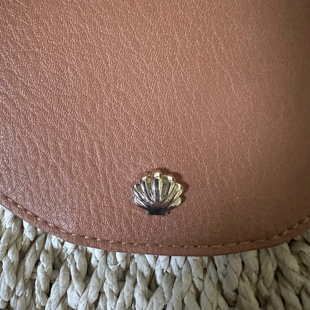 Straw Crossbody Bag Tan Faux Leather‎ Trim Shell Accent Summer Beach